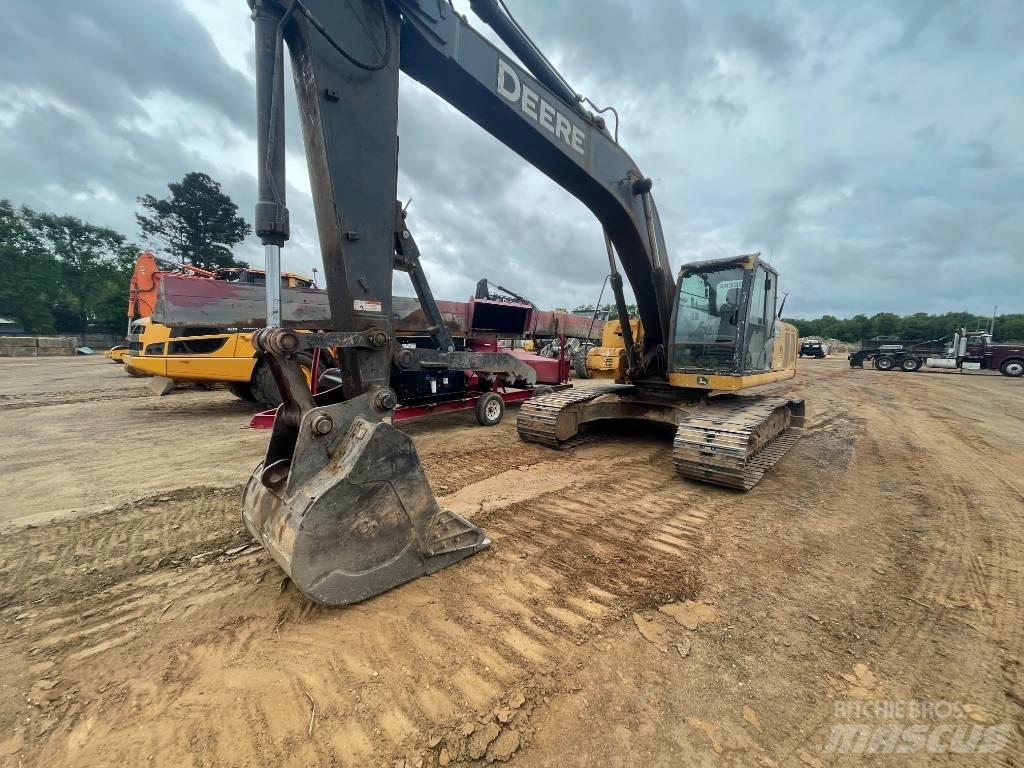DEERE 250G LC Pásové rýpadlá