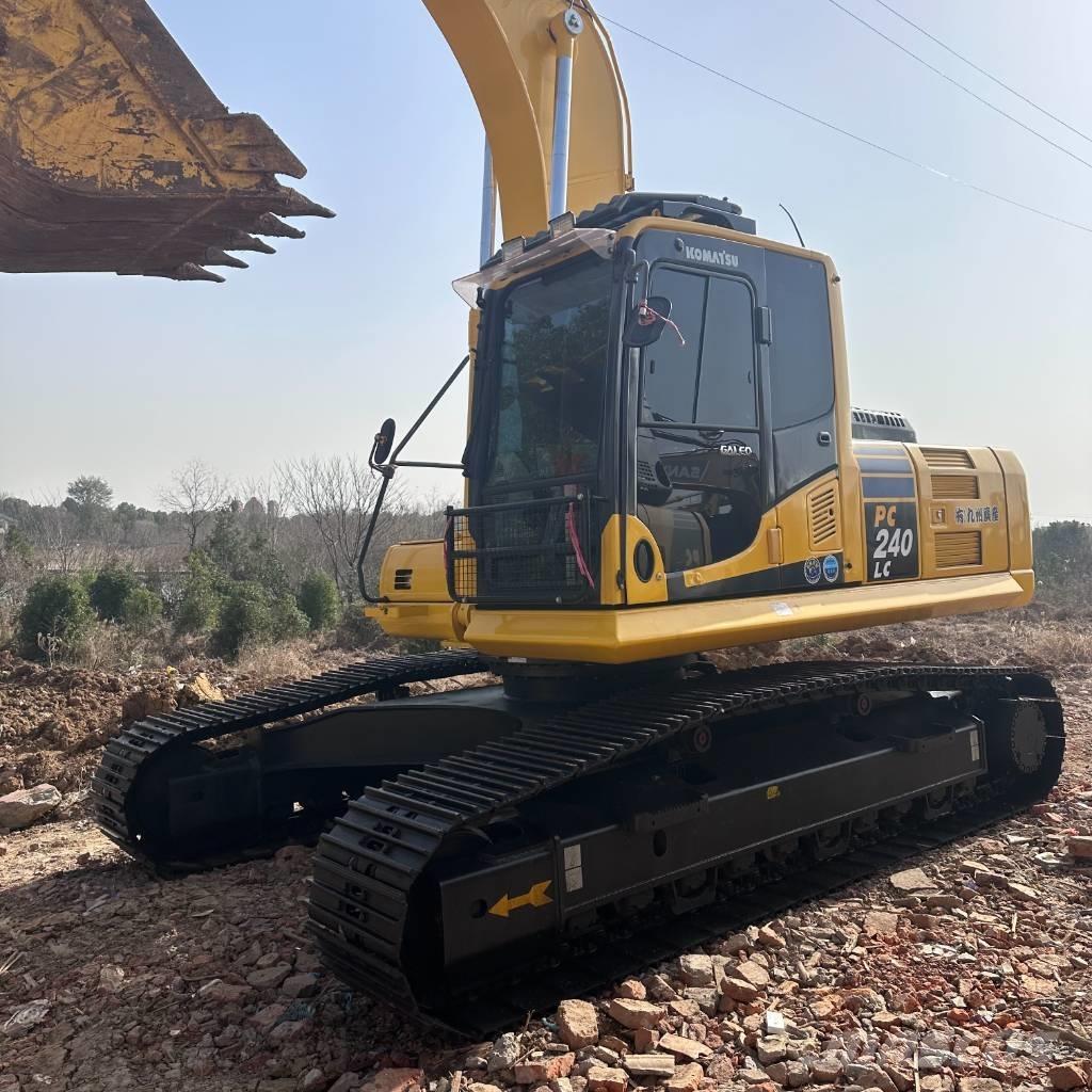 Komatsu PC 240 Pásové rýpadlá