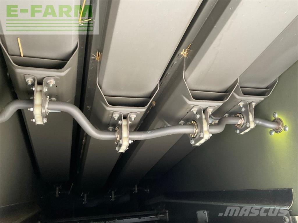 CLAAS AVERO 240 Kombinované zberacie stroje