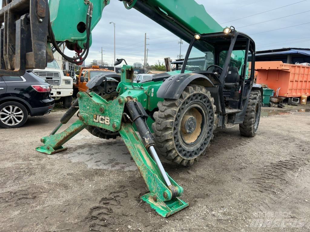 JCB 510-56 Teleskopické manipulátory