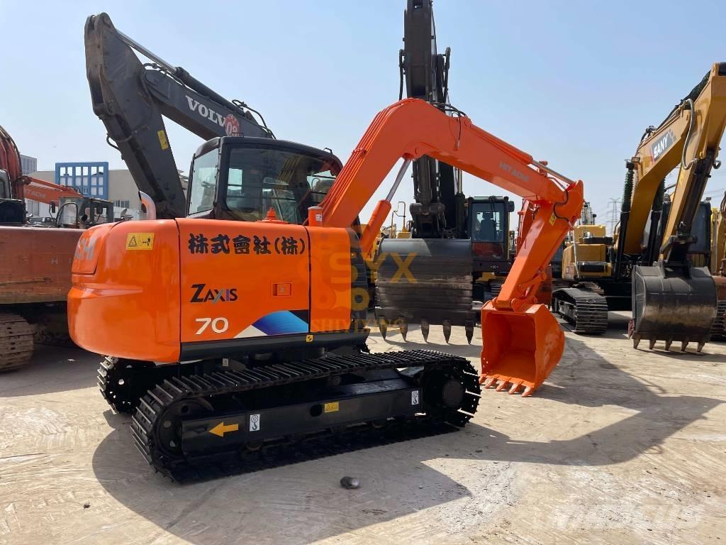 Hitachi ZX 70 Midi rýpadlá 7 t - 12 t