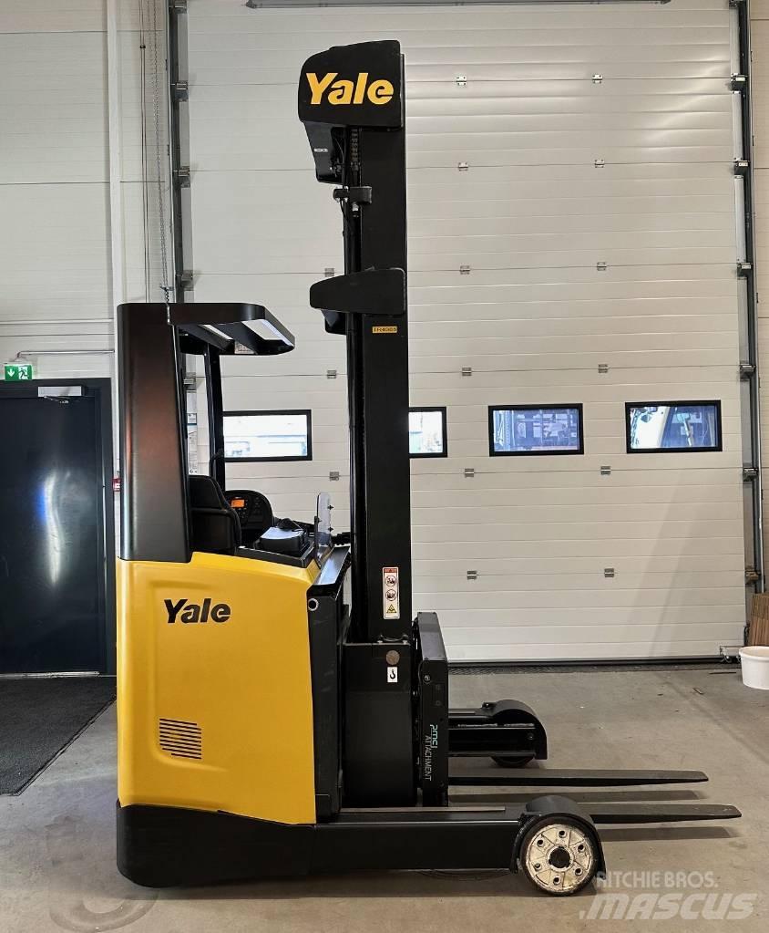 Yale MR 16 Retraky