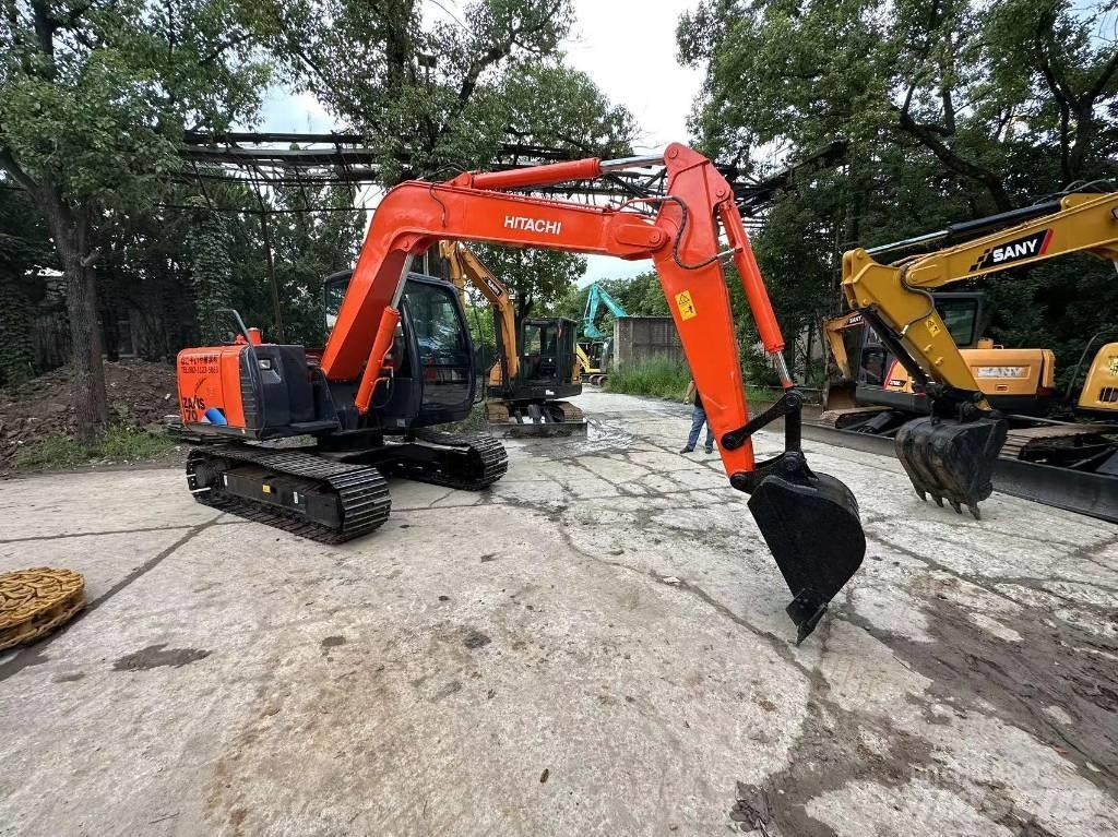 Hitachi ZX 70 Pásové rýpadlá