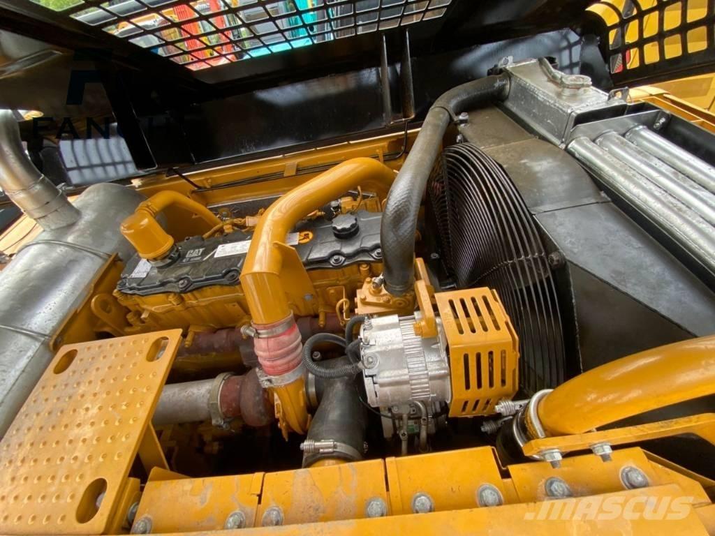 CAT 325D2L Pásové rýpadlá