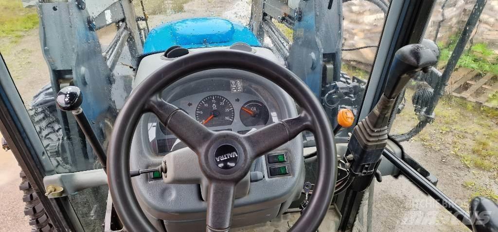 Valtra A85 Traktory