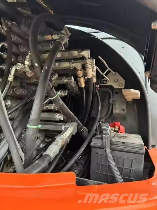 Kubota KX 163-5 Pásové rýpadlá