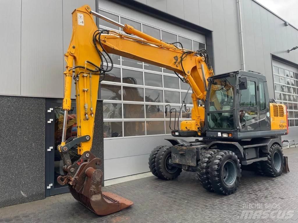 Hyundai R140W-7A Kolesové rýpadlá