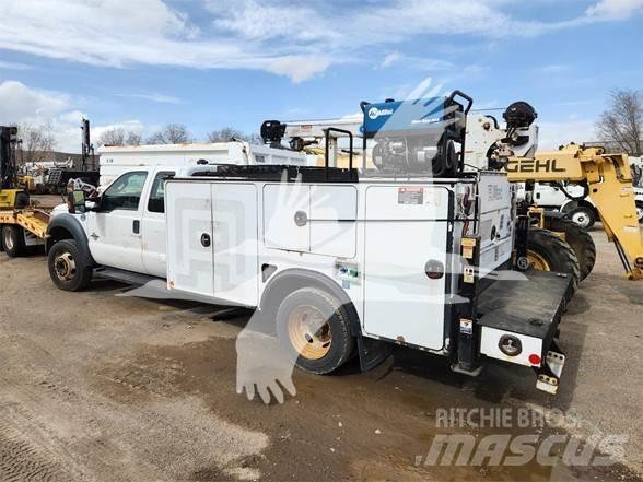 Ford F550 Stavebníctvo - ostatné