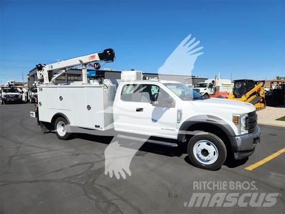 Ford F550 Stavebníctvo - ostatné