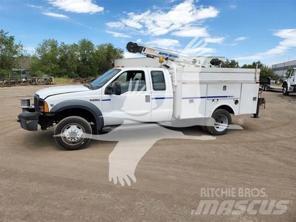 Ford F550 XL Stavebníctvo - ostatné