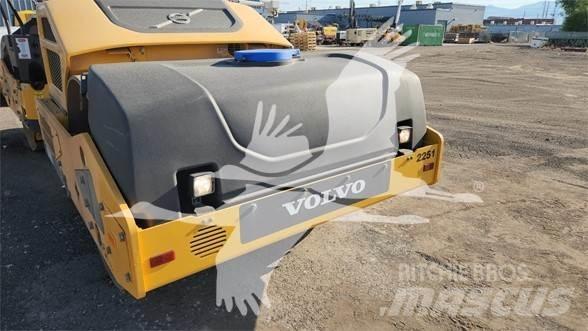 Volvo DD110B Ťahačové valce