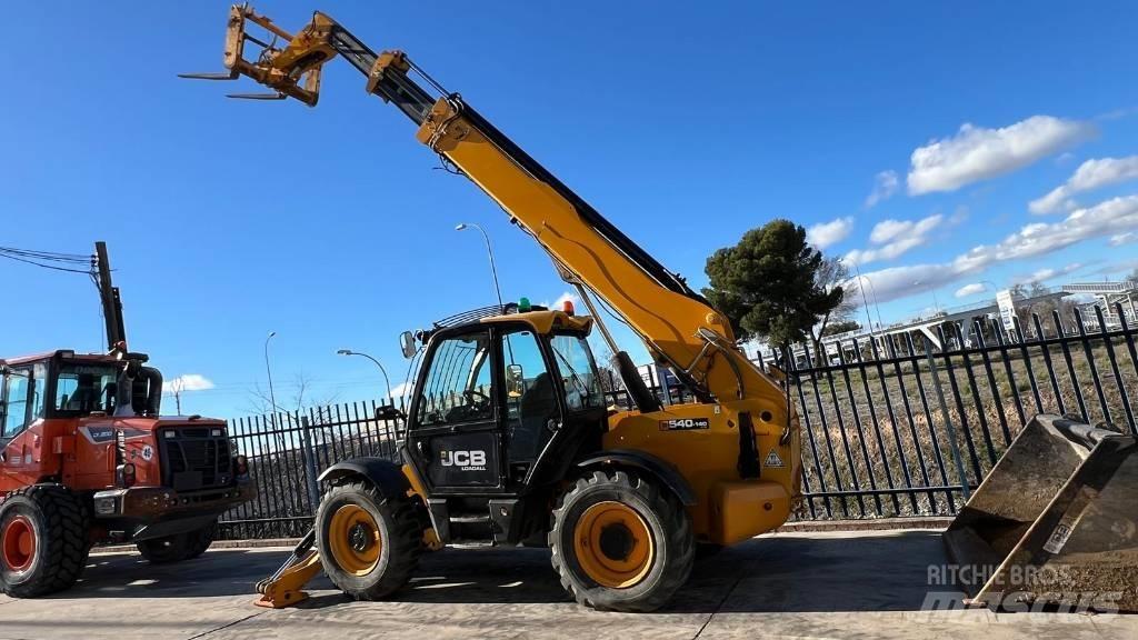 JCB 540-140 Teleskopické manipulátory