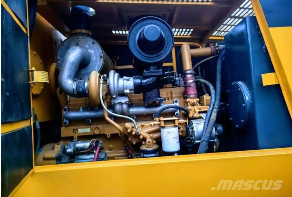 XCMG GR 2153 Grejdery