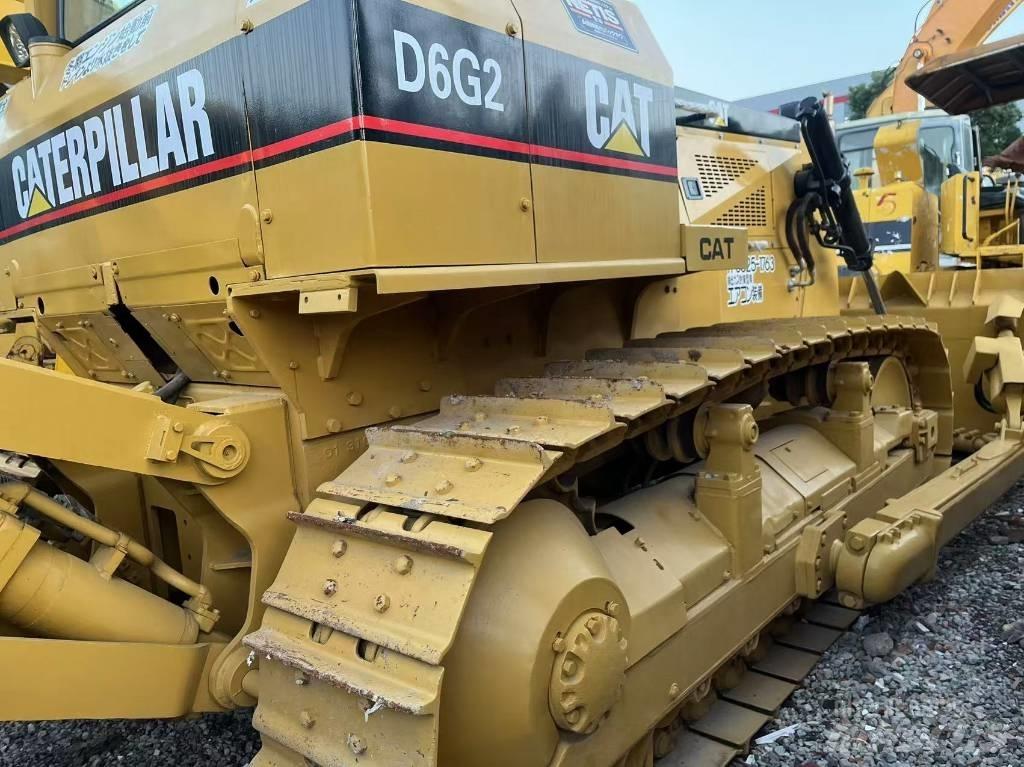 CAT D 6 G Pásové dozéry