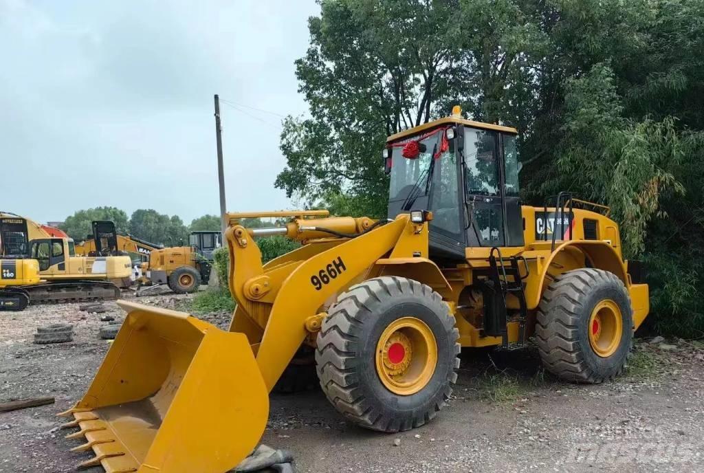 CAT 966 H Kolesové nakladače
