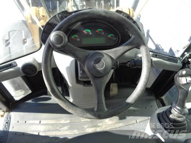 CAT 908M Kolesové nakladače