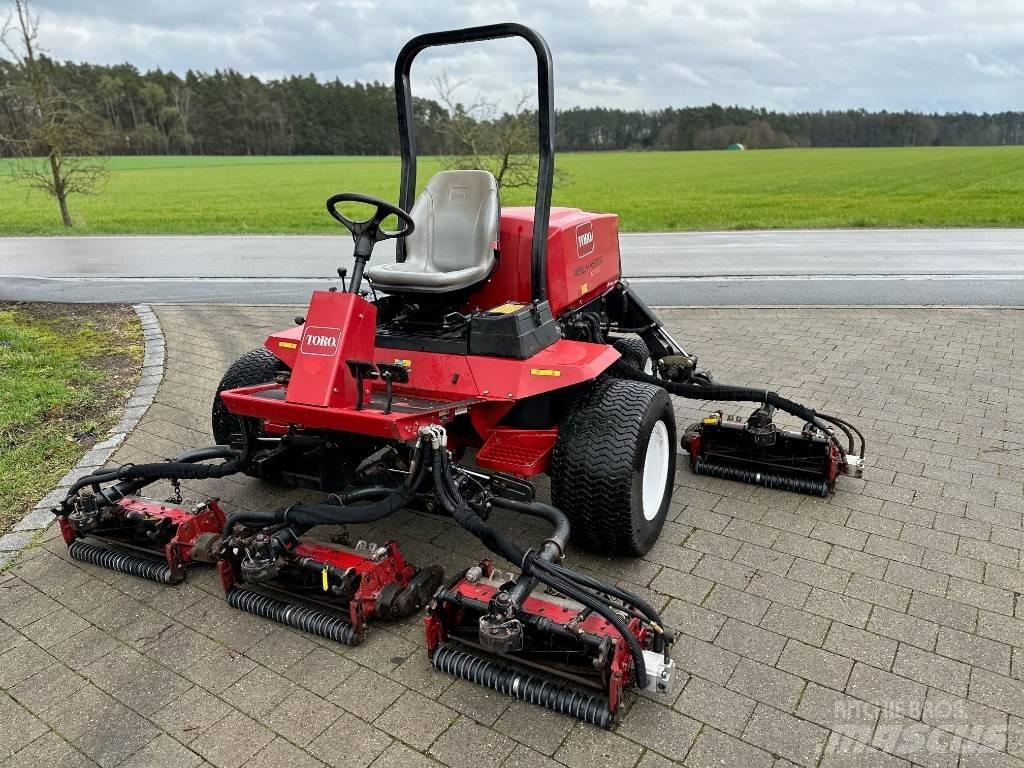 Toro Reelmaster6700D Kosačky fervejí