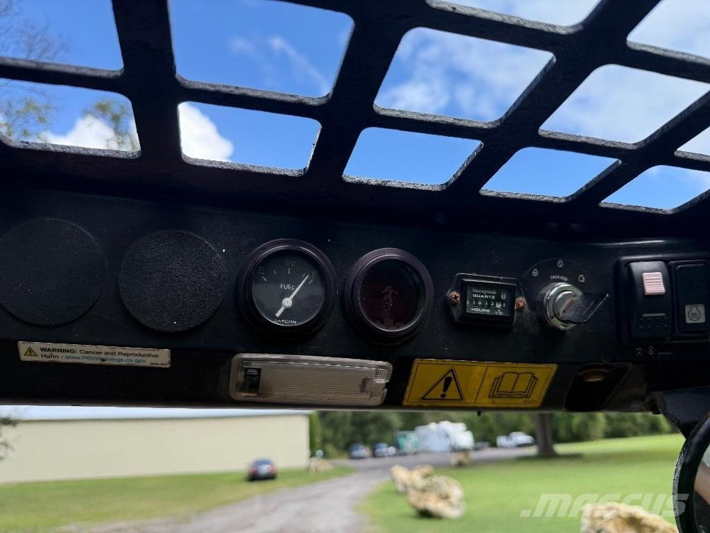 ASV RT 25 Šmykom riadené nakladače