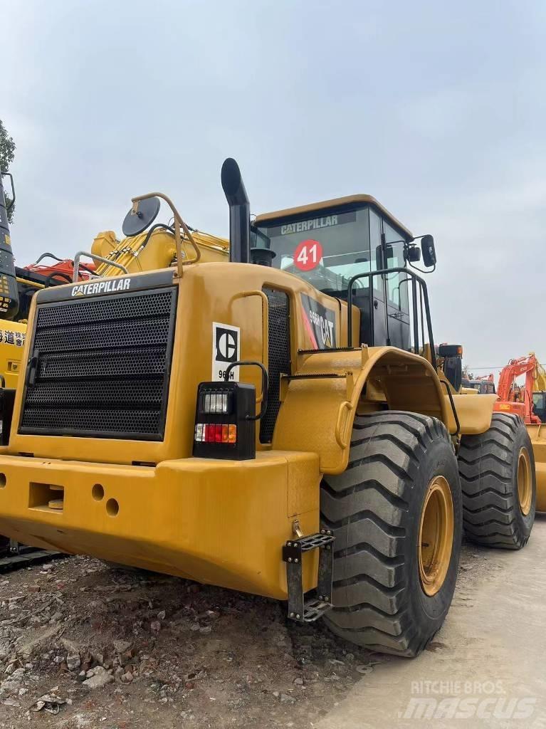 CAT 966h Kolesové nakladače