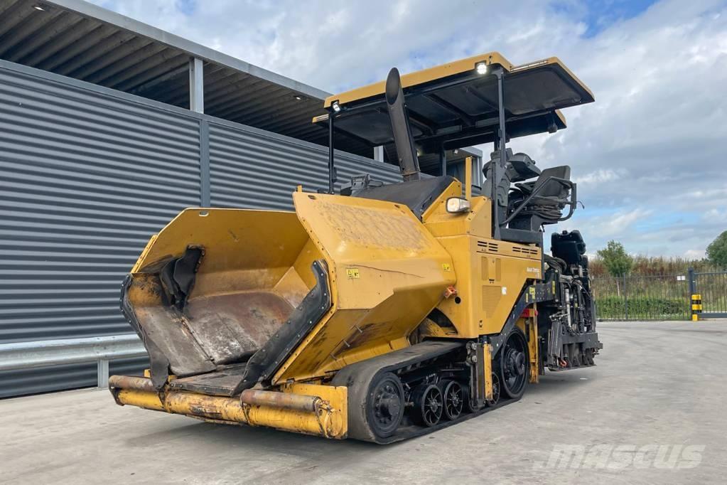 CAT AP555F Finišéry