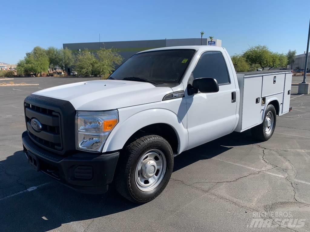 Ford F 350 HD Komunálne / Multi-úžitkové vozidlá
