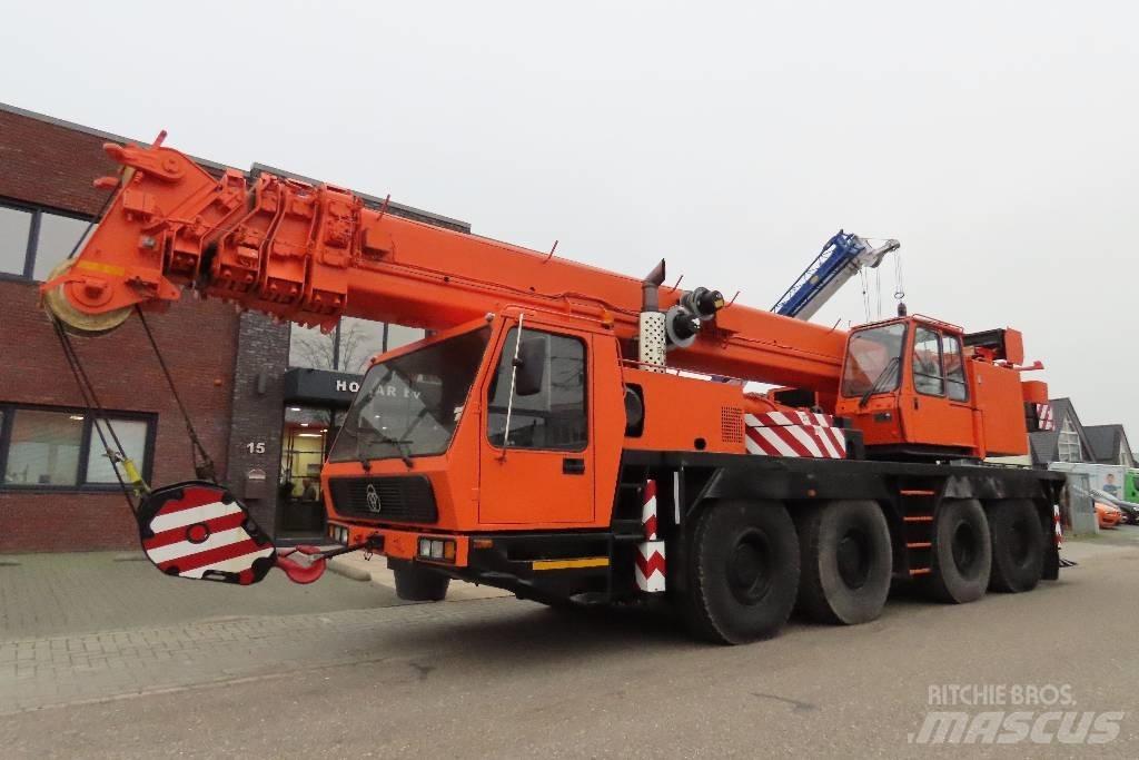 Krupp KMK 4080 Univerzálne terénne žeriavy