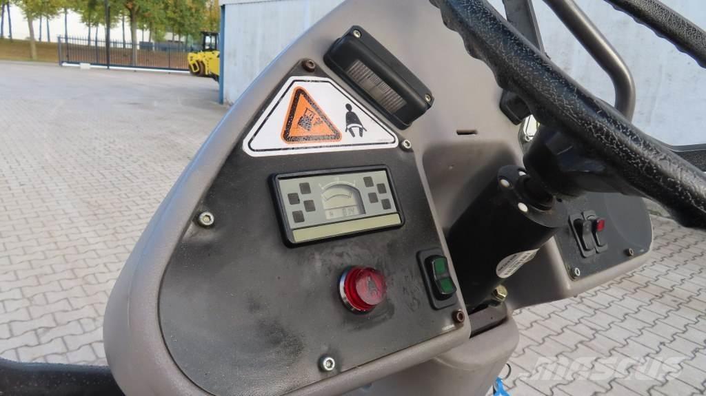 Volvo SD 25D Ťahačové valce