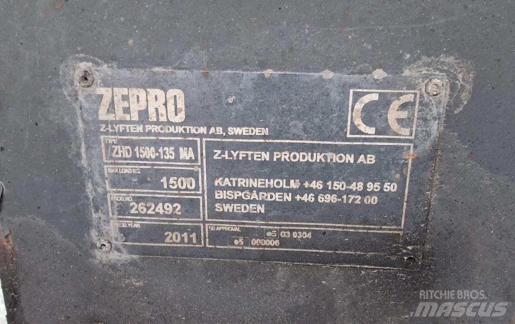 Volvo FL240 skåpbil Skriňová nadstavba