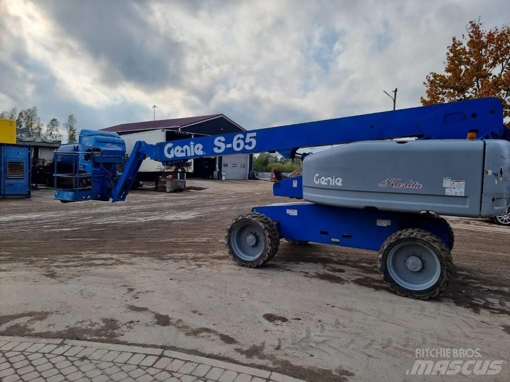 Genie S-65 4×4 Kĺbové plošiny