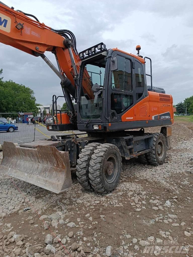 Doosan DX 190 W-5 Kolesové rýpadlá