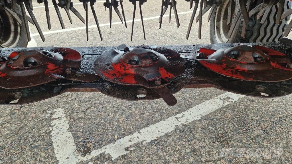 Kverneland 4332LT Žacie stroje