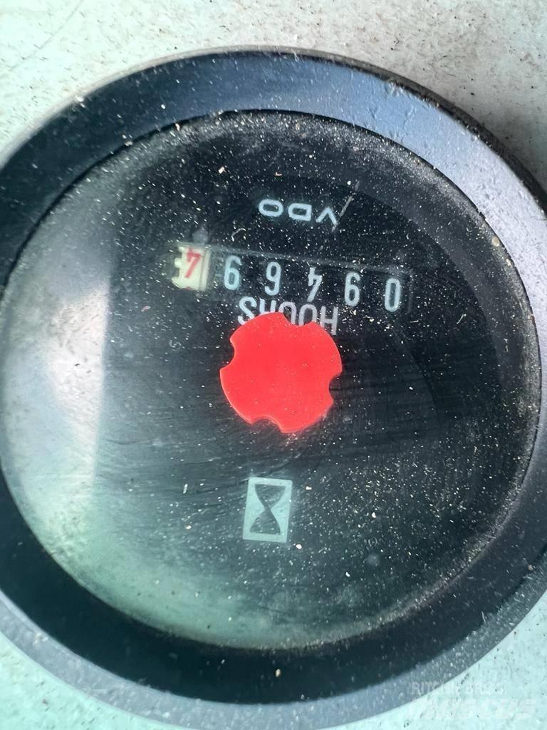 Sennebogen 850 M Stroje pre manipuláciu s odpadom