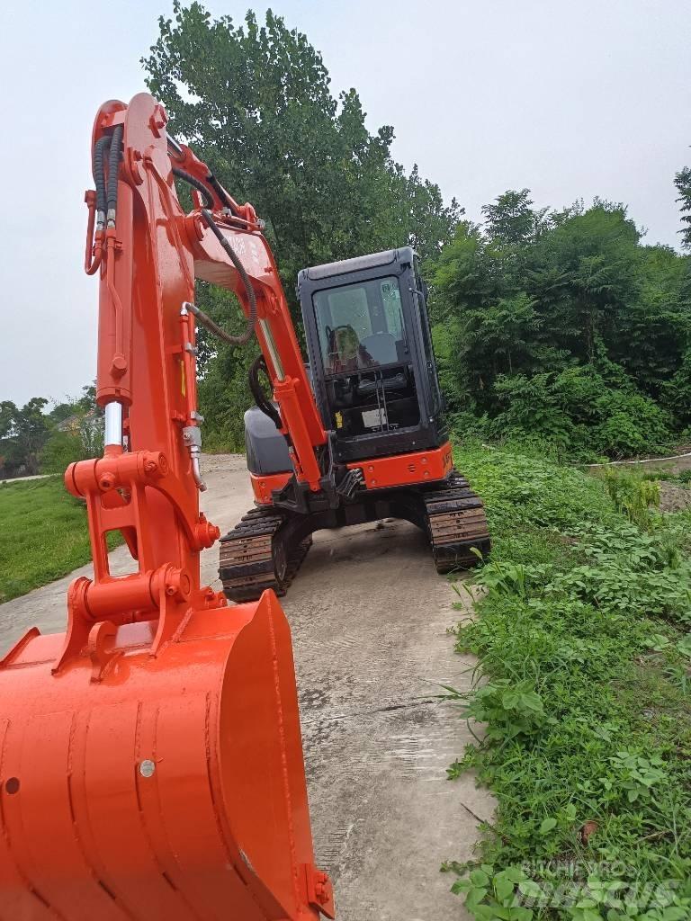 Hitachi ZX50U Mini rýpadlá < 7t