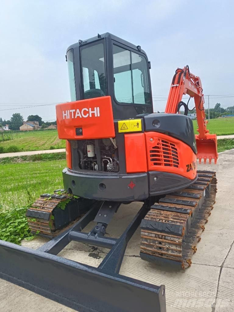 Hitachi ZX50U Mini rýpadlá < 7t