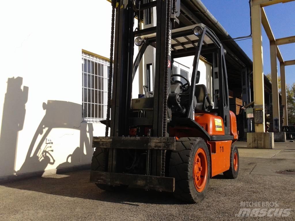Nissan FGD09A30Q Dieselové vozíky