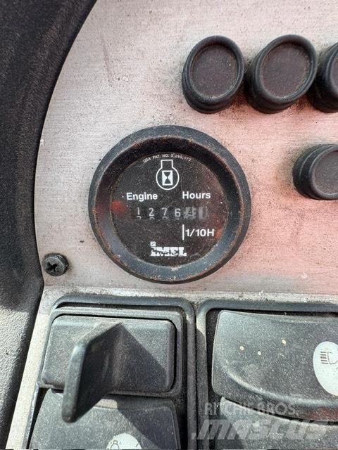 Ausa Utility Vehicle Úžitkové vozne