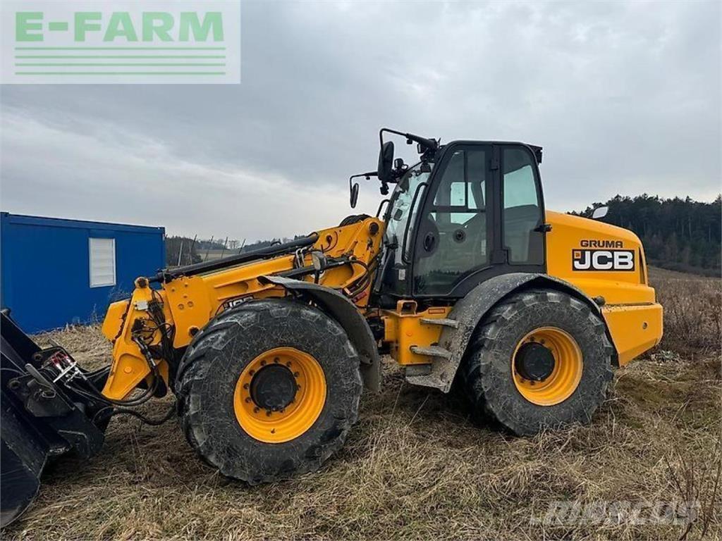 JCB tm 420 Teleskopické nakladače pre poľnohospodárstvo