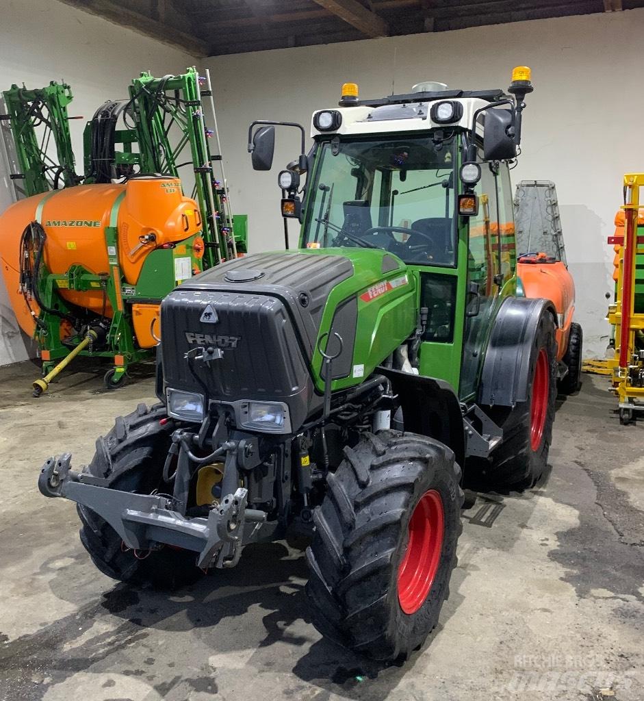 Fendt 211 Traktory