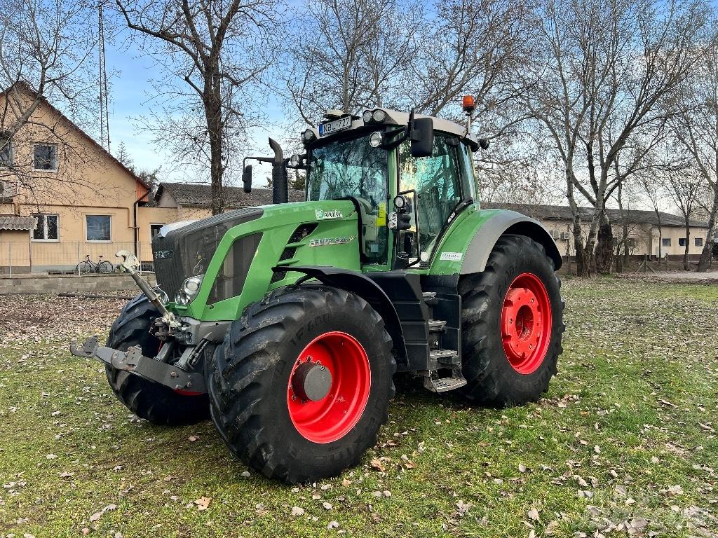Fendt 826 SCR Profi Traktory