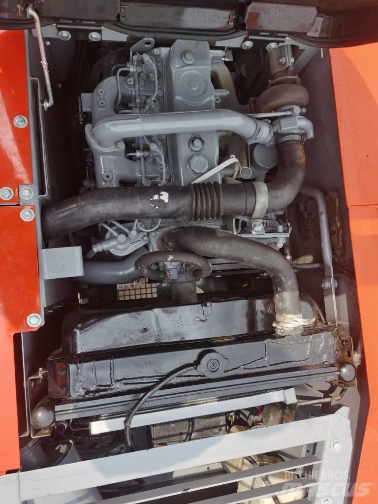 Hitachi EX 120-5 Pásové rýpadlá