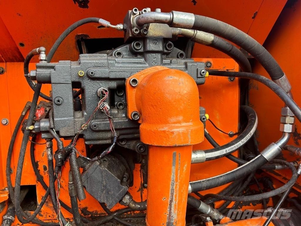 Doosan DX 380 LC Pásové rýpadlá