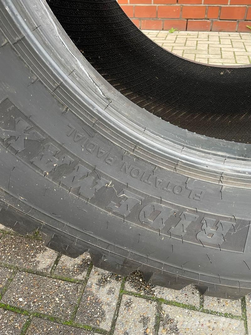 BKT 650/65R30,5 Pneumatiky, kolesá a ráfiky