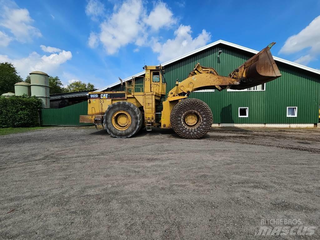 CAT 992 D Kolesové nakladače