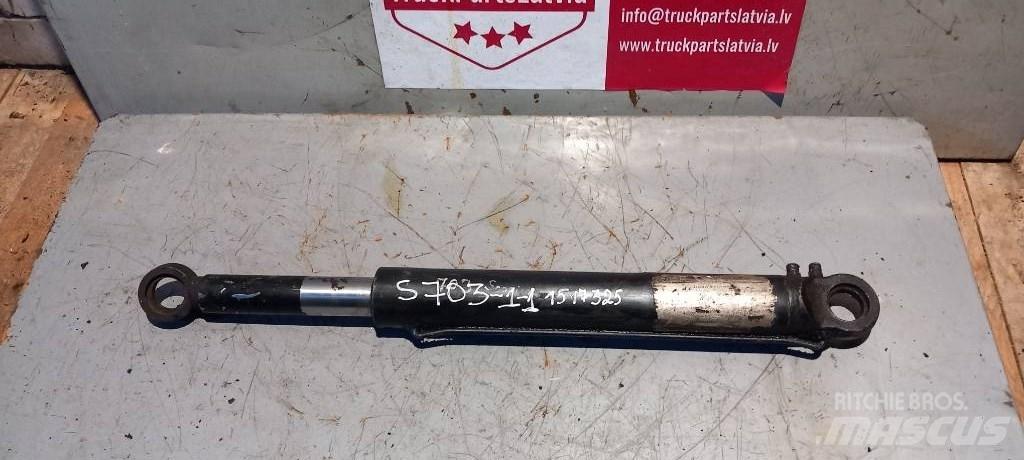 Scania 124.    1517325 Hydraulika