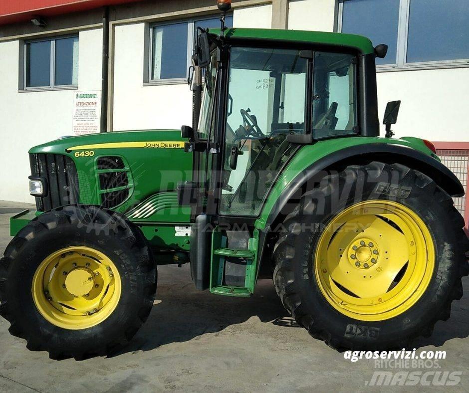 John Deere 6430 Traktory