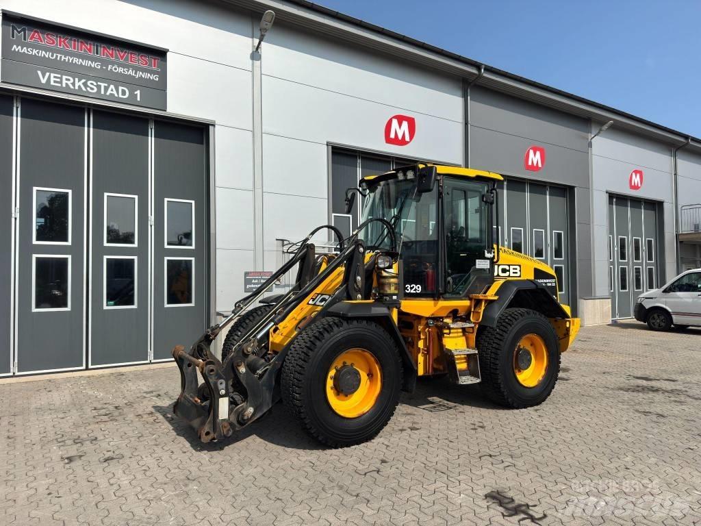 JCB 413 Kolesové nakladače