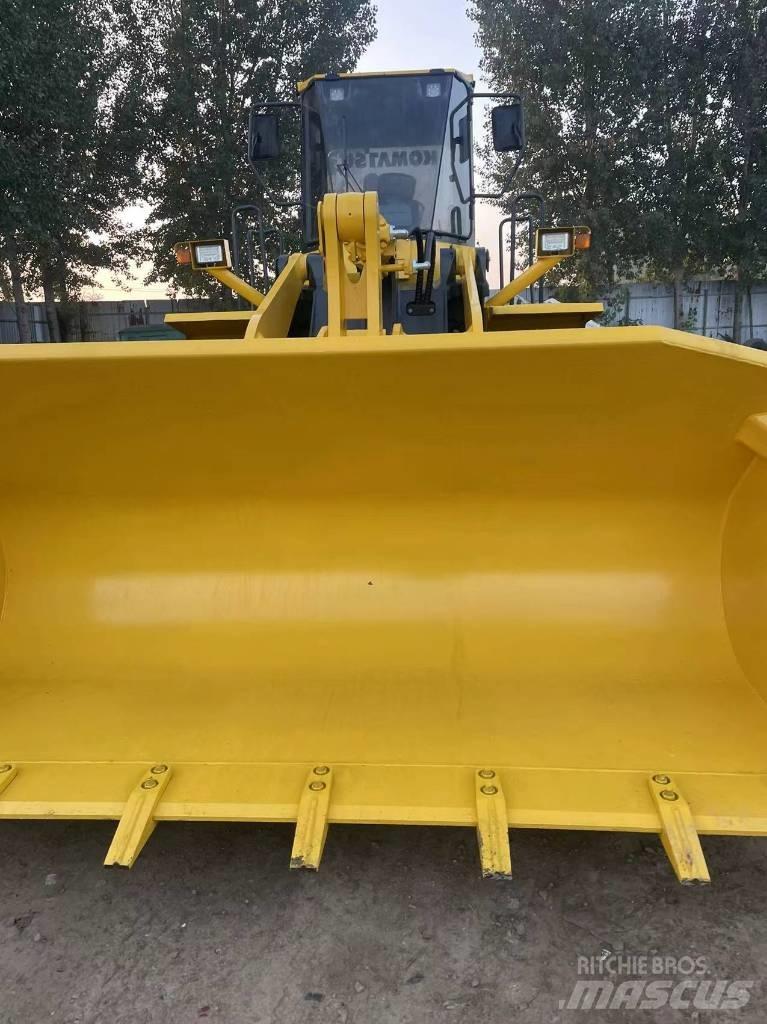 Komatsu WA 380 Kolesové nakladače