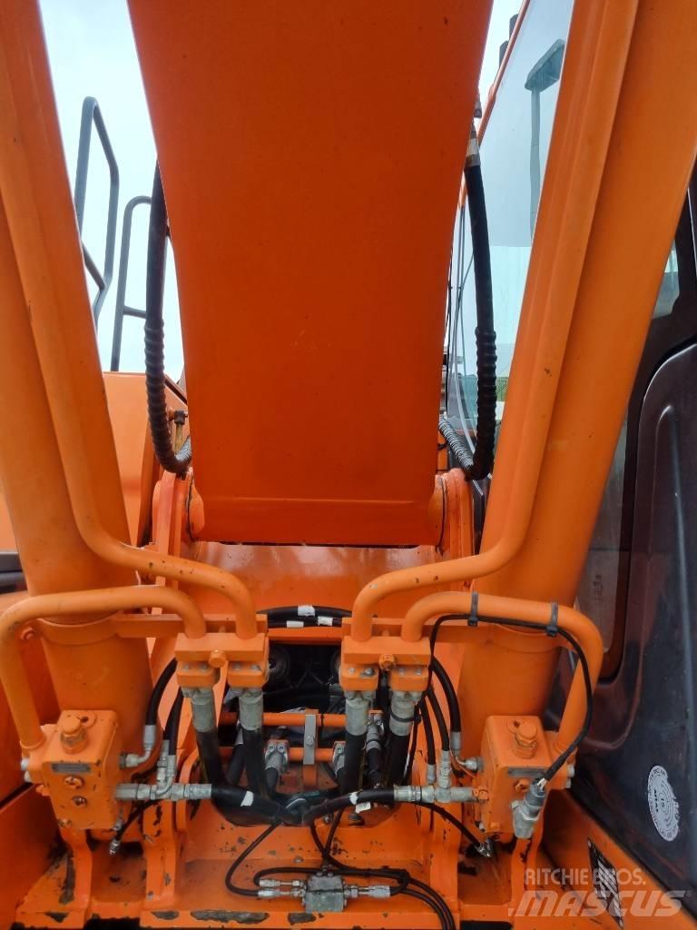 Doosan DX 180 LC-3 Pásové rýpadlá