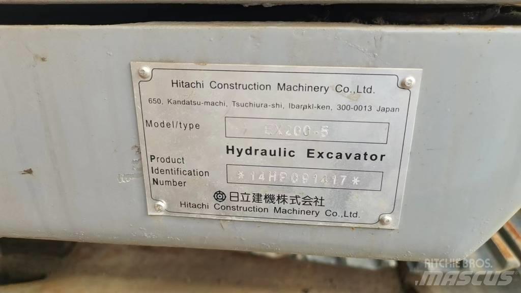 Hitachi EX 200-5 Pásové rýpadlá