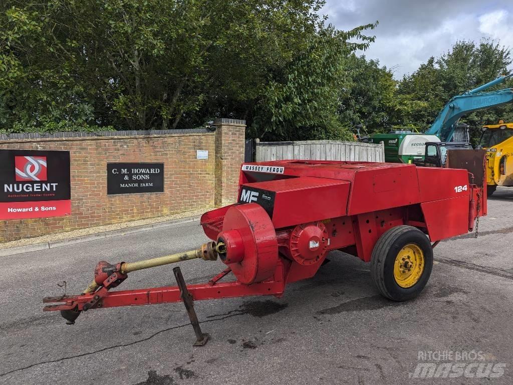 Massey Ferguson 124 Lisy na hranaté balíky